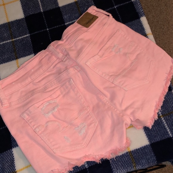 Clothes - Picture 6 of 16